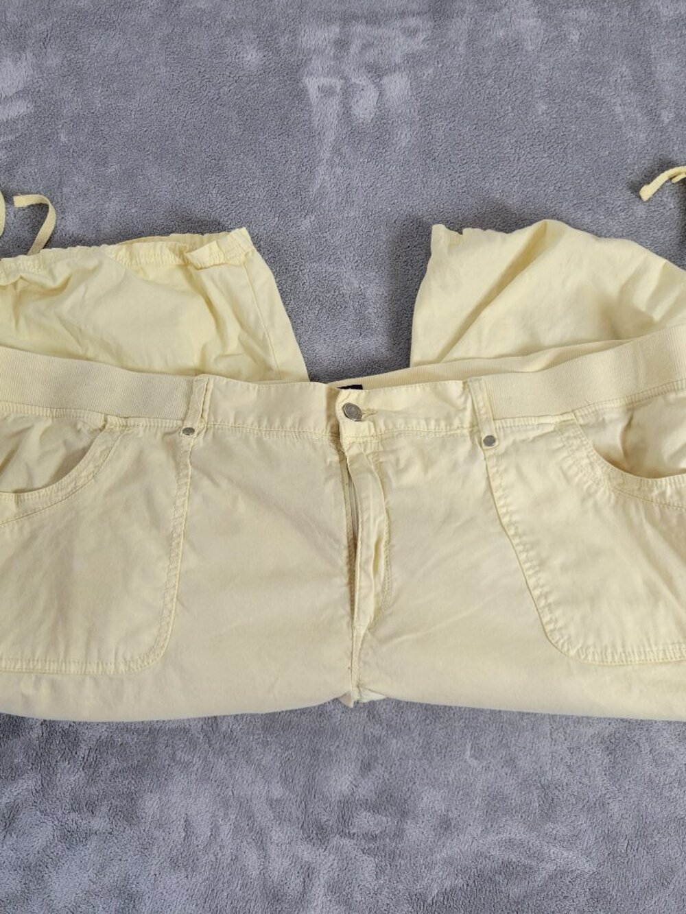 Gloria Vanderbilt Women 24W Skimmer Cargo Shorts Yellow Solid Tied Hem YEL21E